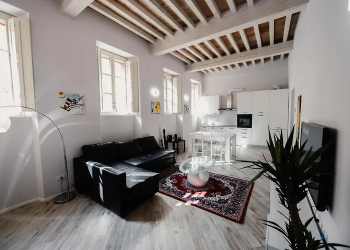 Apartamento Cathedral Elegant Parma