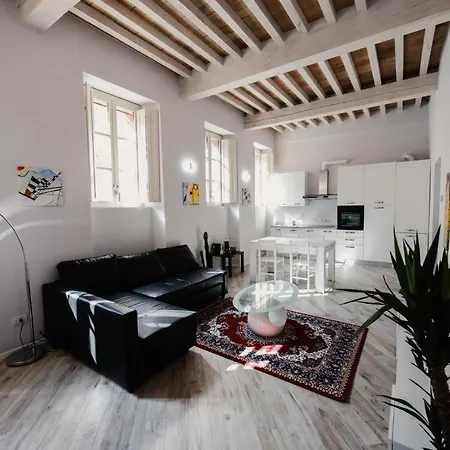 Apartament Cathedral Elegant Parma