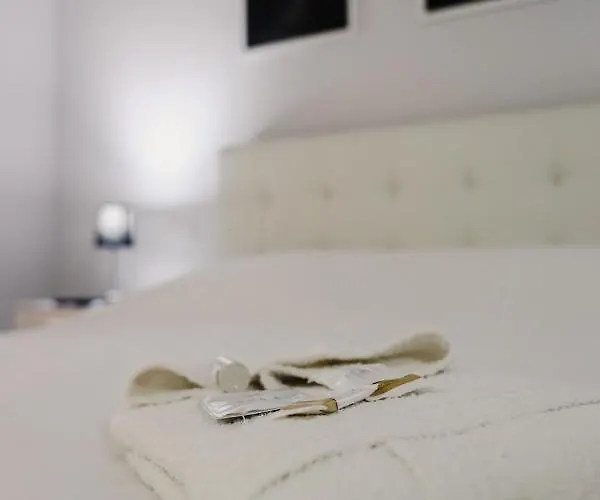 Cathedral Elegant Apartament *