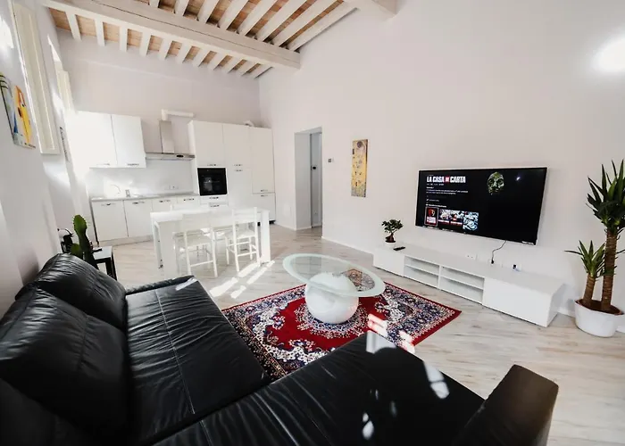 Cathedral Elegant Parma